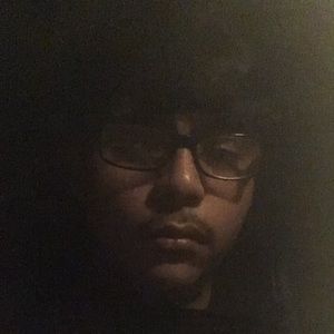 Meet your Posher, Javier